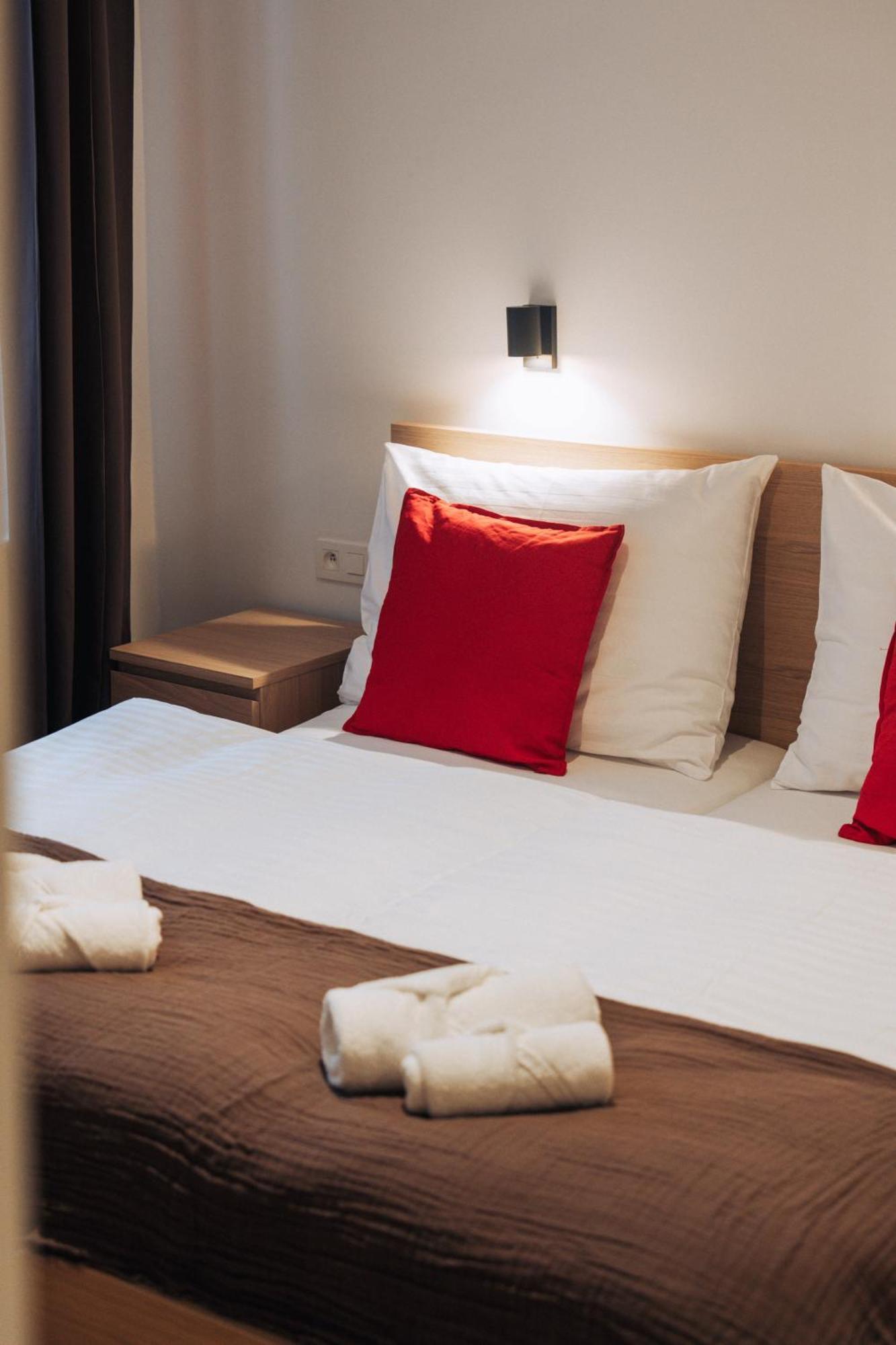 Апартаменти Hviezdoslavova Apartments, Centre, Parking Available Трнава