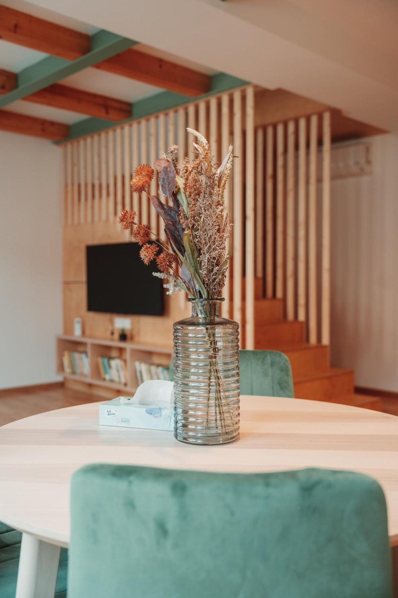 Hviezdoslavova Apartments, Centre, Parking Available Апартаменти *