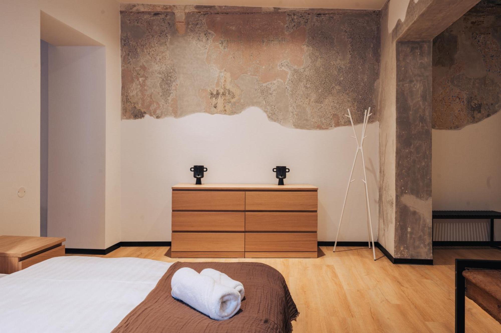 Hviezdoslavova Apartments, Centre, Parking Available *