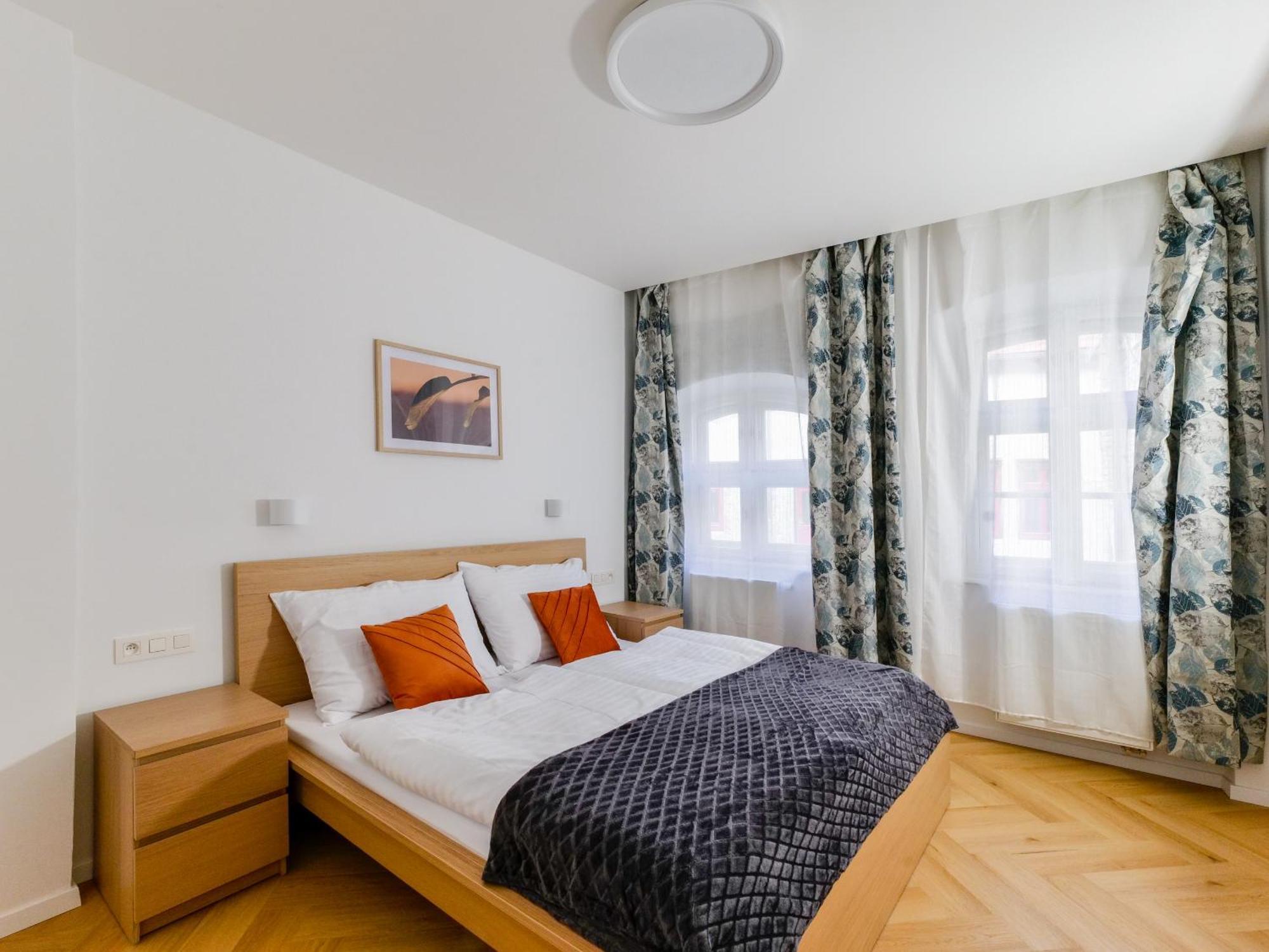 Hviezdoslavova Apartments, Centre, Parking Available Апартаменти